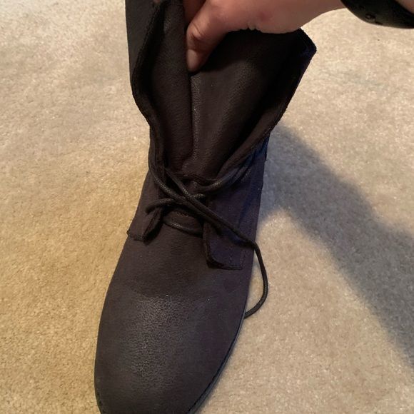 Black tie up combat boot - Picture 2 of 6